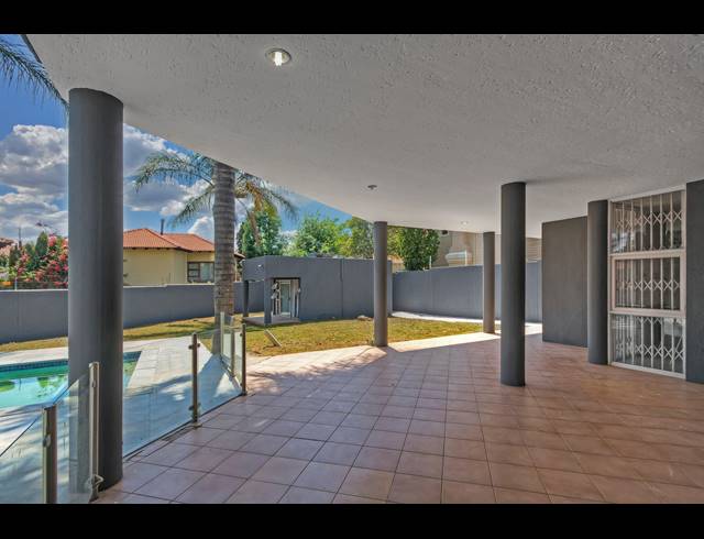 5 BEDROOM FREEHOLD FOR SALE IN MORNINGSIDE